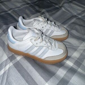 Adidas Sambas